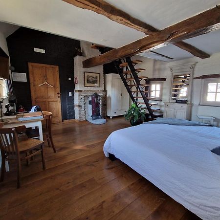 Een Vleugje Wellness In De Voerstreek - Bed & Brocante Onder De Poort Fourons Extérieur photo